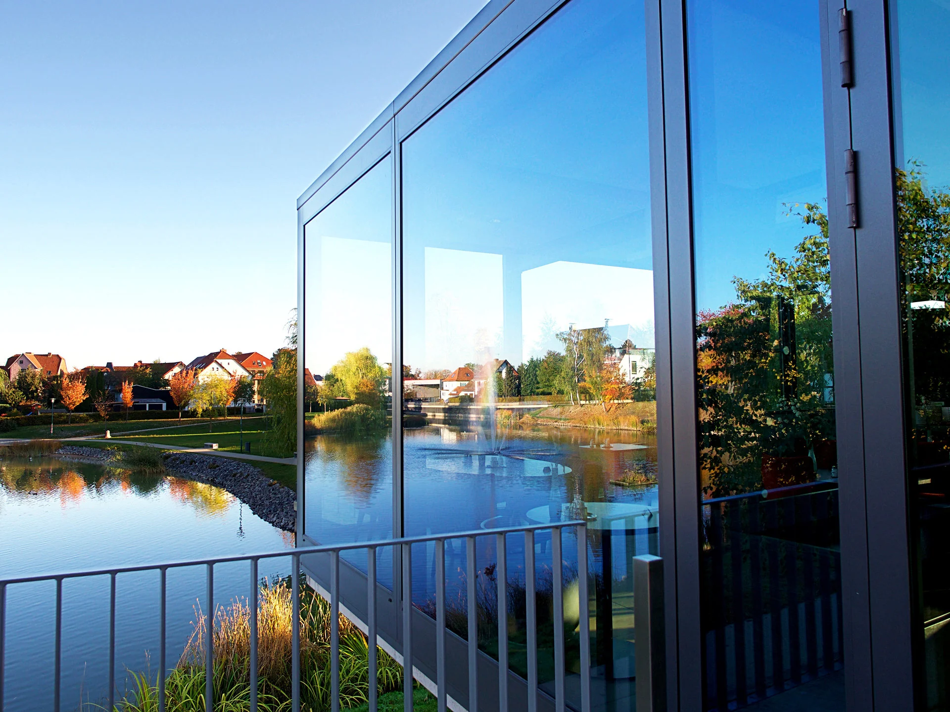 Aluminium-Pfosten-Riegel-Fassade