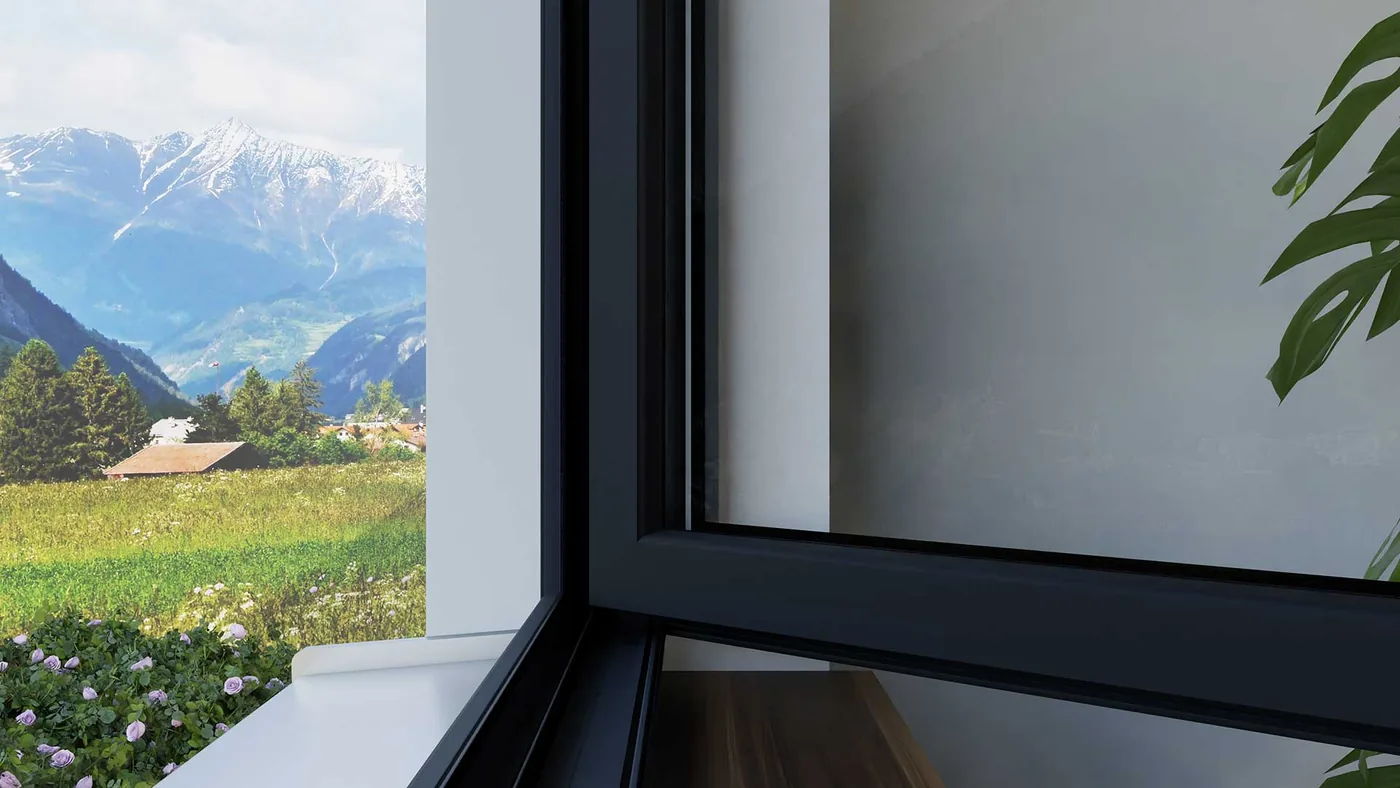 GEALAN S 9000 Kunststofffenster mit anthrazitem Profil, Innenansicht mit Blick auf eine Berglandschaft