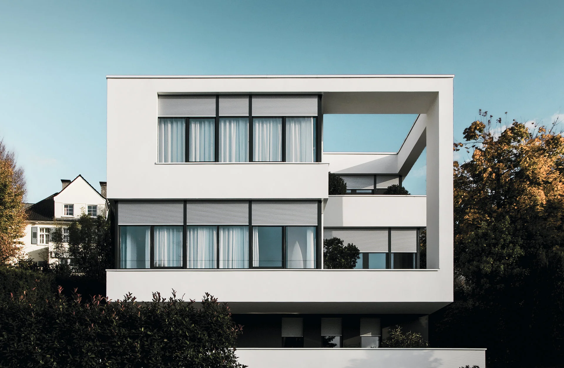 Rollladen an einer Hausfassade
